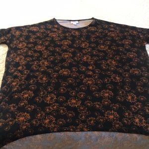 LuLaRoe Irma shirt M